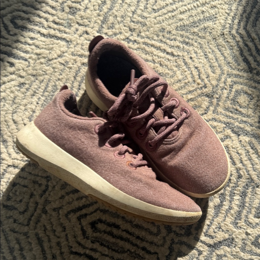 Allbirds Women's Sneakers in Mauve and Cream